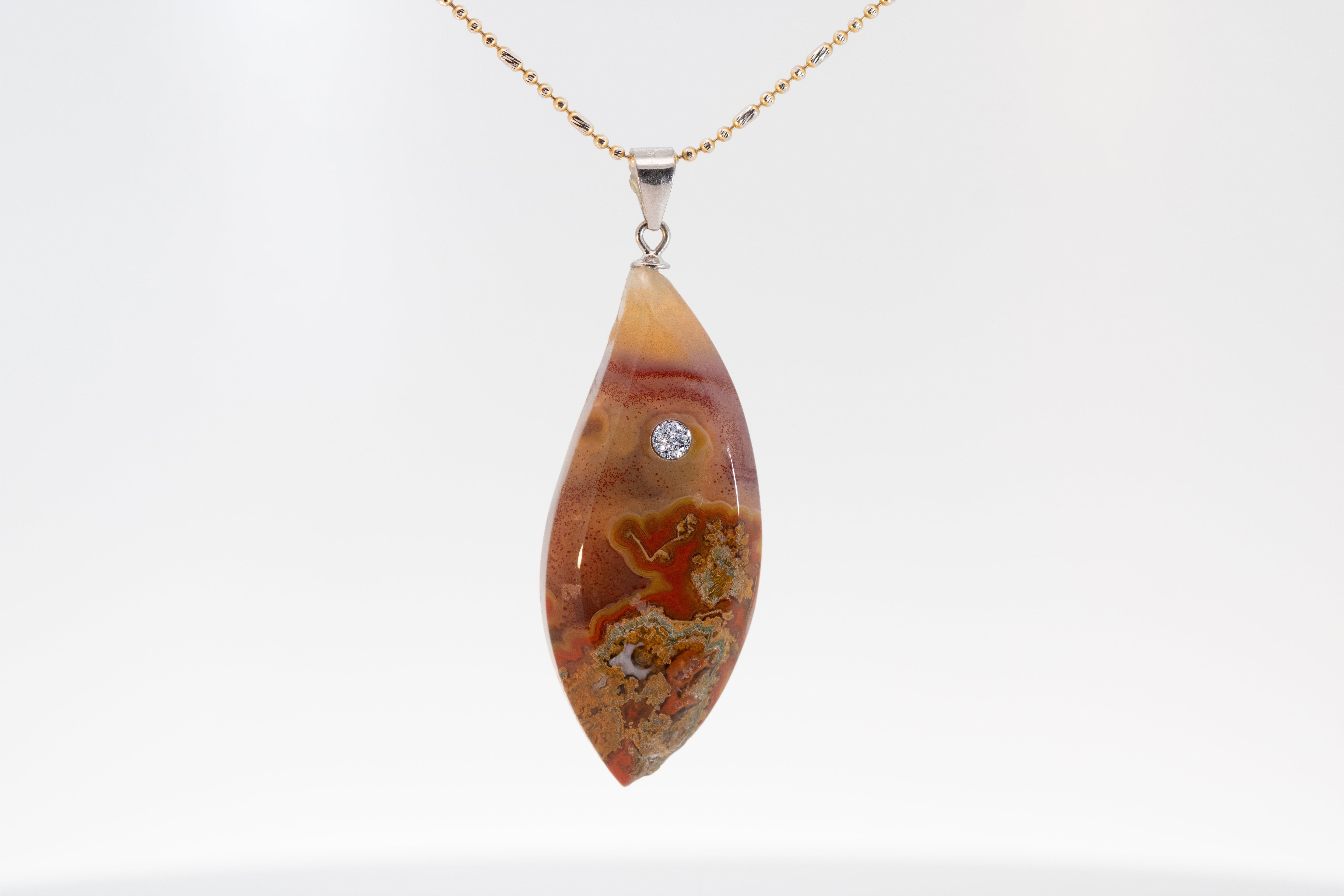 Pendant "Red-Men"