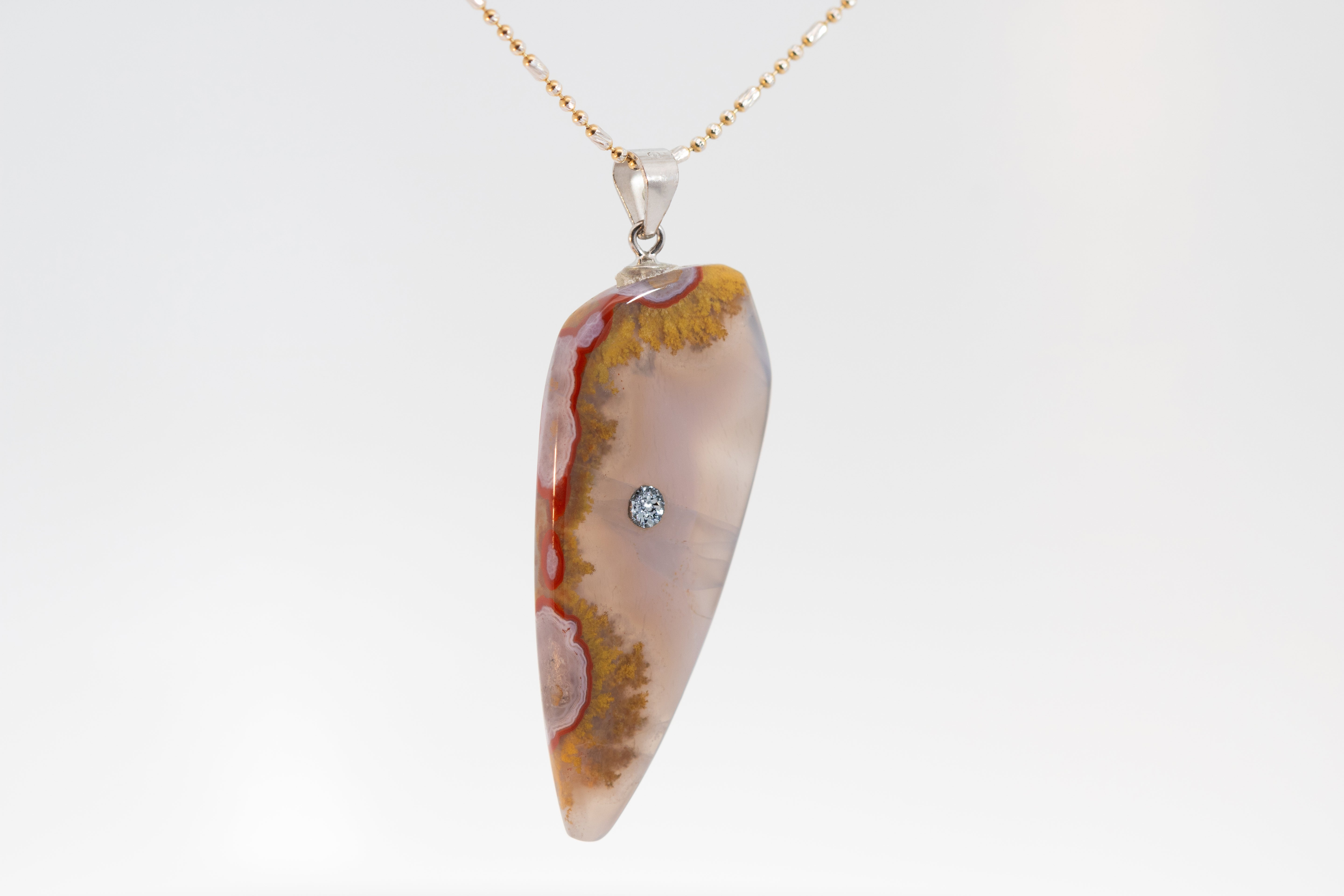 Pendant "Red Line"