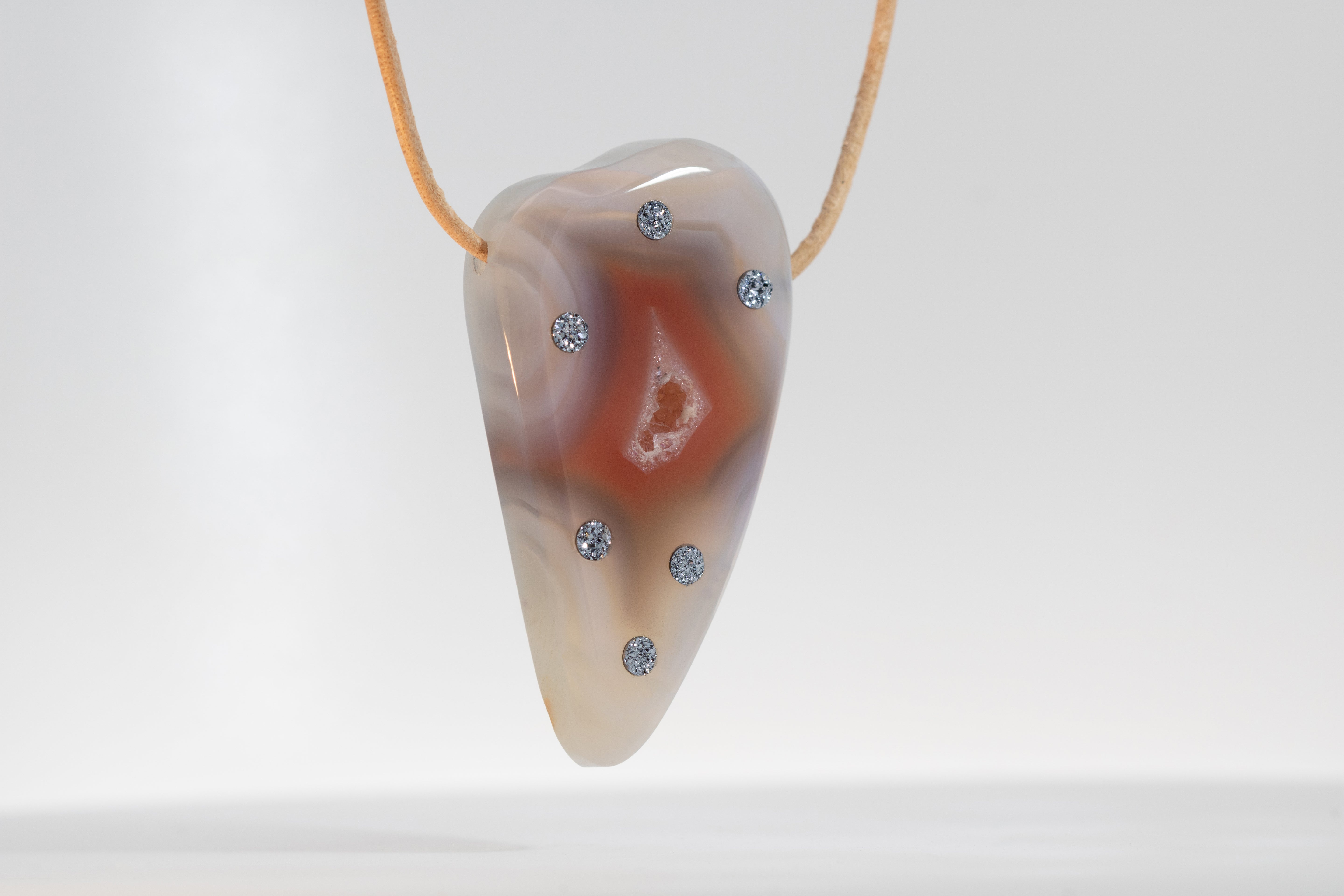 Pendant "Shining Tooth"