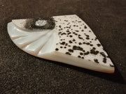 Palm Stone "Black-White Sail"