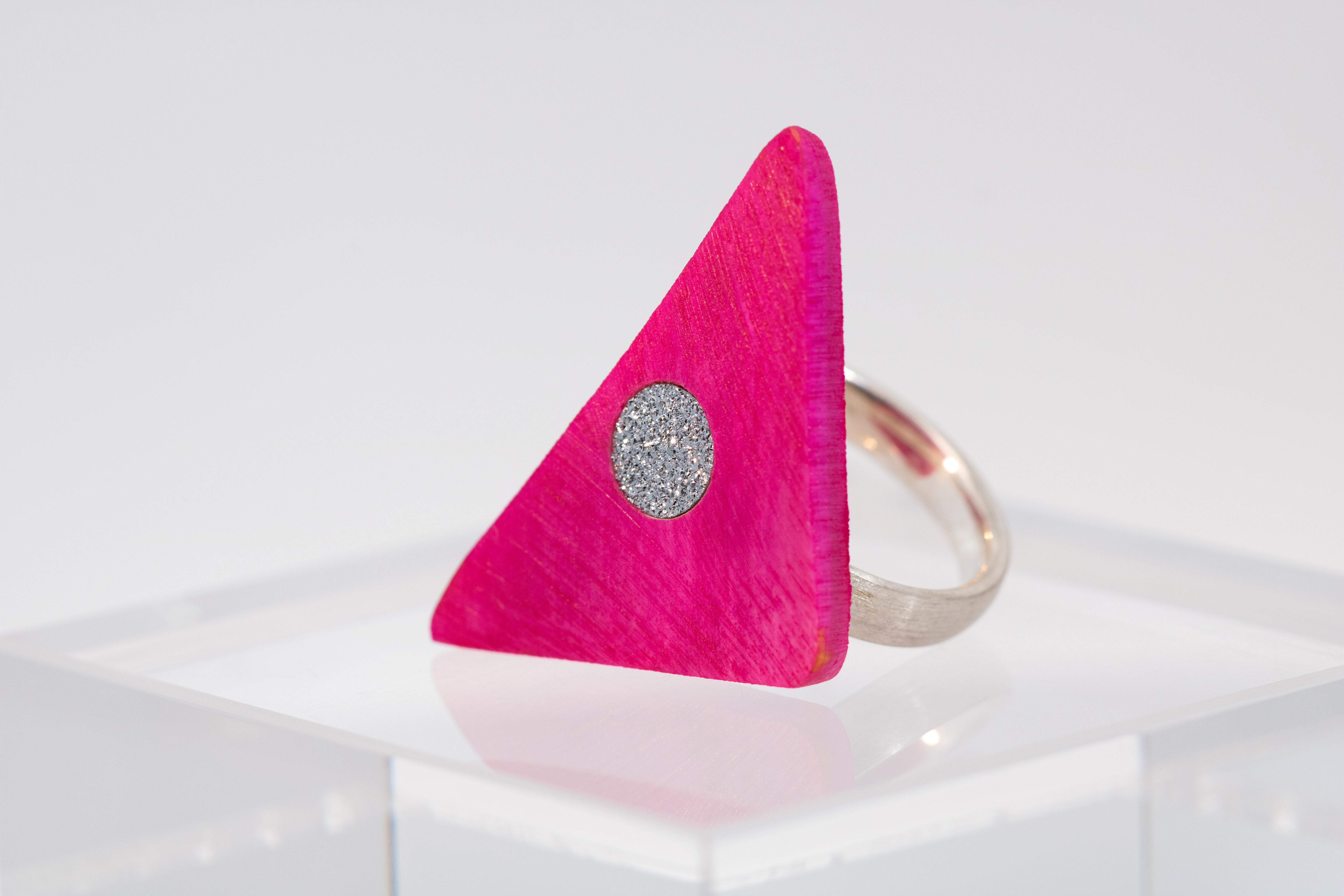Ring "Pink Triangle"