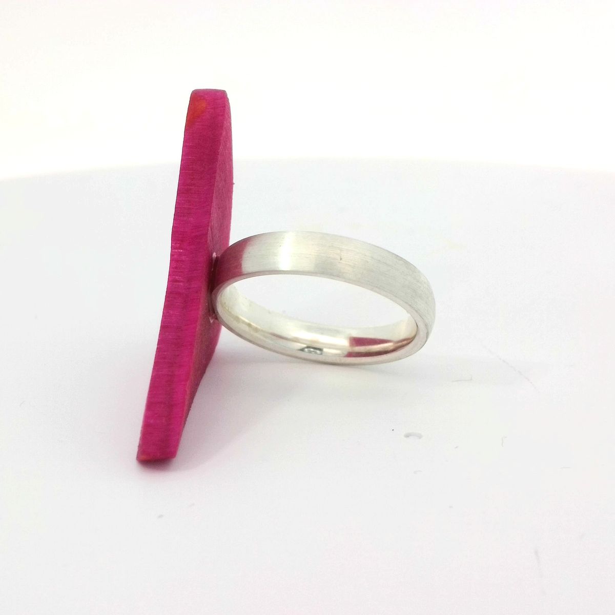 Ring "Pink Triangle"